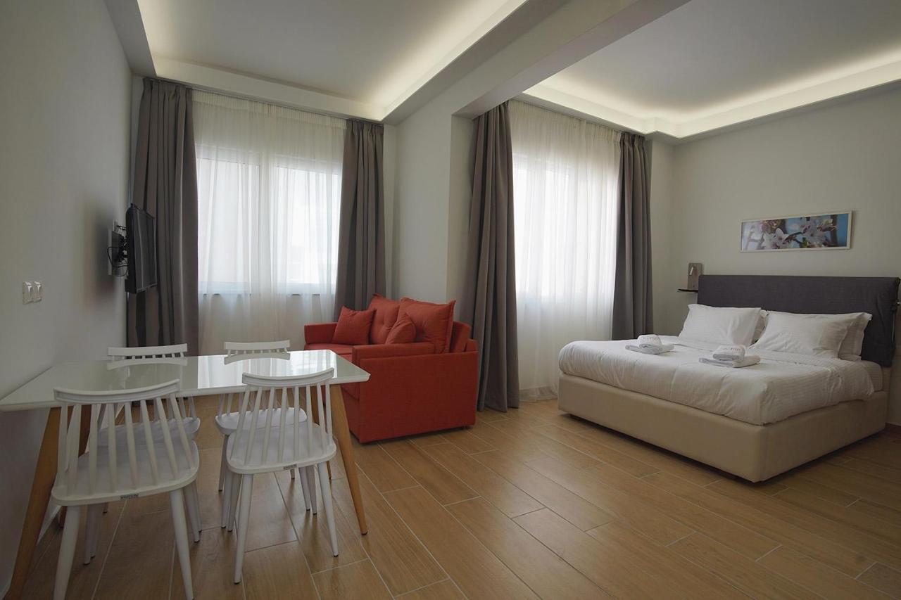Tip - Top Suites Афіни Екстер'єр фото
